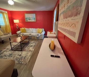 Valdosta Apartment | Cozy Studio Near VSU, SGMC & Moody AFB