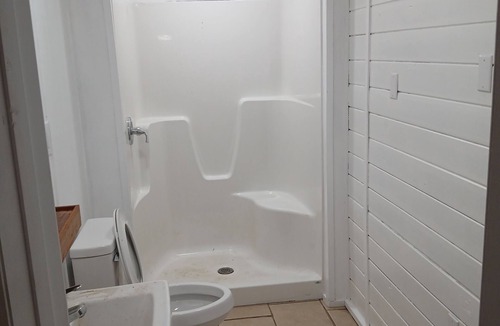 Mayo Apartment | Cozy studio with AC, fitness room, WiFi in charming Mayo