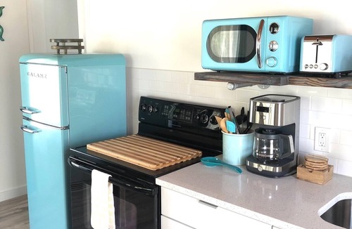 Elkton Cabin | Cozy & stylish cottage w/pool, St. Augustine