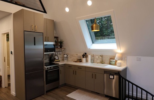 Logan Cabin | Creative Cabins - The Frame