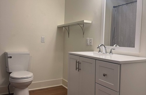 Ruston House | Creekside Cabin 2 - 5 Mins from LaTECH and Sports Complex