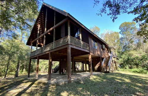McNeill Cabin | Creekside Cabin #2 “The Lodge”