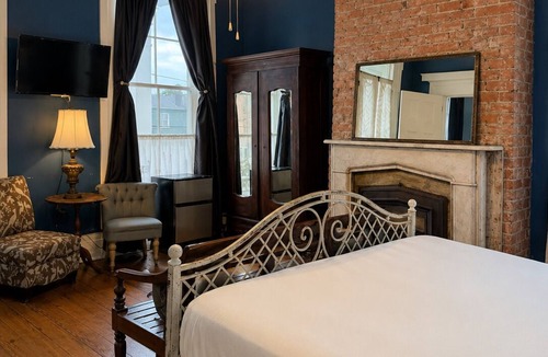 Lower Garden District Hotel | Creole Gardens Guesthouse and Inn