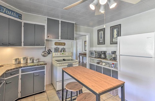 Crescent City Apartment | Crescent City Apartment w/Easy Lake Access!