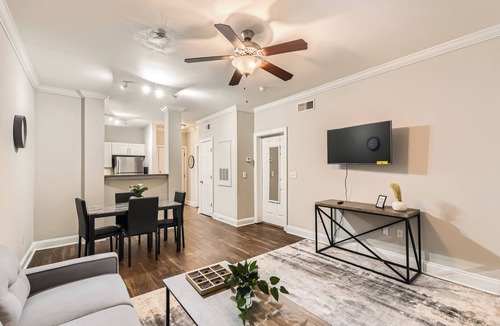 Old Fourth Ward Apartment | Crest at Midtown 4209 l 1 Bedroom 1 Bathroom
