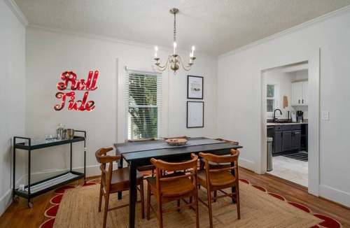 Northport House | Crimson Tide Cottage- 2 King Beds- 2.5 miles to UA