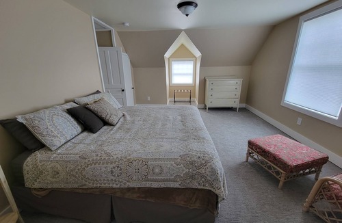 Ponshewaing Cottage | Crooked Lake Cottage - 4 Bedrooms and 2 baths that sleeps 12 - NEWLY RENOVATED