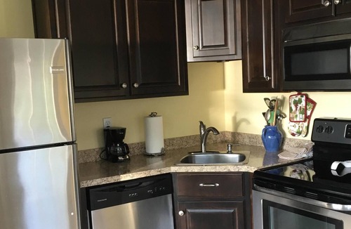 Jacksons' Gap Cottage | Cute Cottage 1/2 mile from boat launch just off 280. Pier, fire pit, deck, PETS