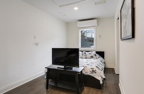 Treme Apartment | Cute Studio 7blocks from French Q steps to Jazz venues, free gated parking included
