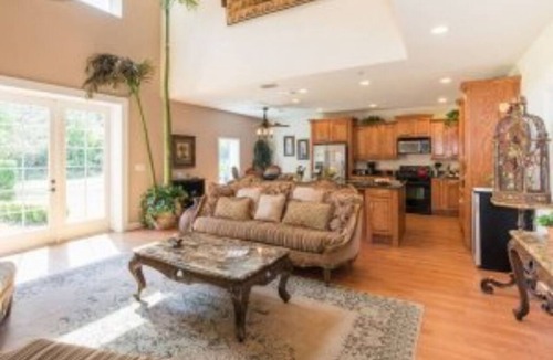 Geneva House | Danville Family Vacation House is the perfect place to base your vacation.