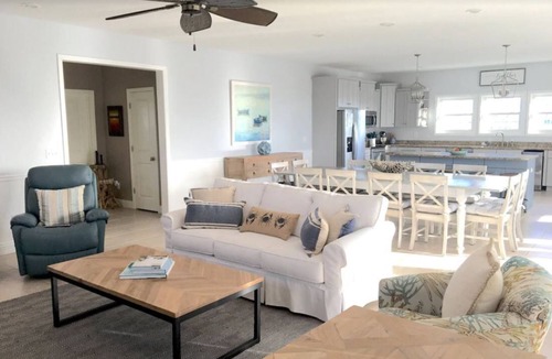 Seagrass House | Dates Available! Check out our property!