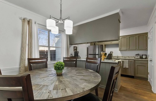 Tuscaloosa House | Day Dreamer minutes to Stadium with Fire pit and Parking