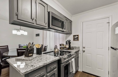 Tuscaloosa House | Day Dreamer minutes to Stadium with Fire pit and Parking
