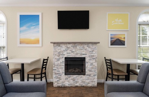 Canton Hotel | Days Inn by Wyndham Canton