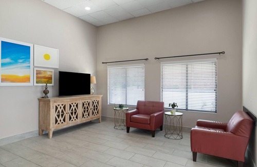 Clanton Hotel | Days Inn by Wyndham Clanton AL