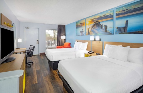 Northwest Pensacola Hotel | Days Inn by Wyndham Pensacola I-10