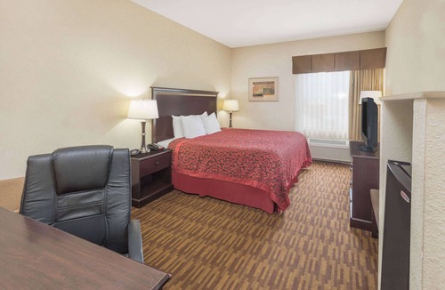 Mobile Hotel | Days Inn by Wyndham Semmes/Mobile