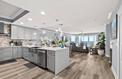 Daytona Beach Shores Condo | Daytona Beach Luxury 3bed 3bath beachfront family condo.