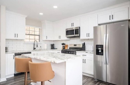 Decatur House | Decatur Dwelling Delight