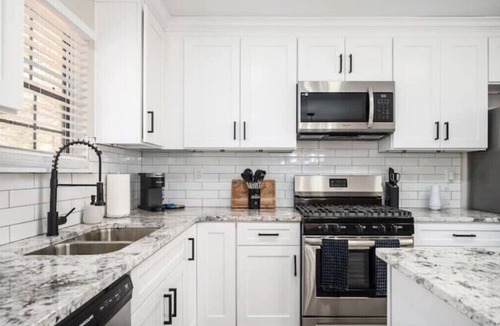 Decatur House | Decatur Dwelling Delight