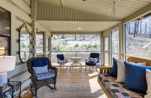Fort Payne House | Deck, Sauna & Mtn View! Fort Payne Cabin