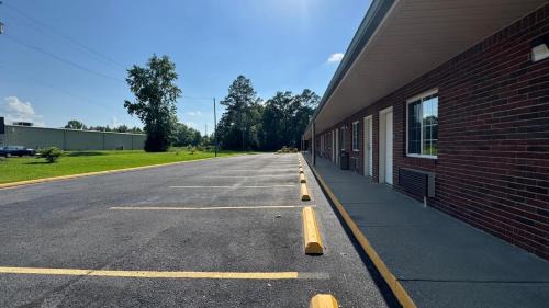 Southside Hotel | Deerfield Inn & Suites Gadsden Near Attalla I 59