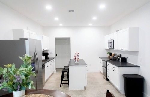 Sterlington House | Delightful 2-bedroom house in a quiet neighborhood in the heart of Sterlington