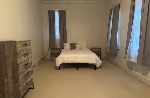 Leesville Apartment | Delightful 3-bedroom apartment with AC in Leesville