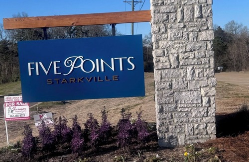 Starkville Condo | Delightful 3-bedroom Starkville within walking distance to campus!