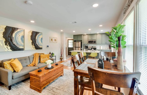 Tuskegee House | Delightful Tuskegee Home - Great for Families!
