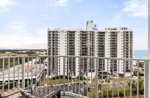 Miramar Beach Condo | Destin | Family Beach Retreat | Pool + Hot Tub | 2BR Condo