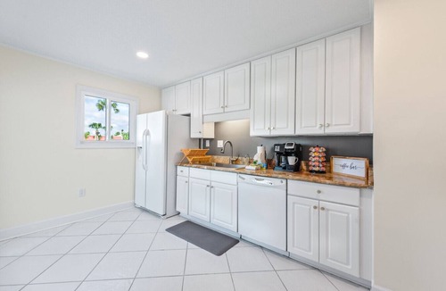 Holiday Isle Villa | Destin Spring Break 🏖️ HQ | 3BR + Pool | Book NOW!
