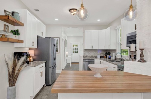 Eastside Cabin | Discover Timeless Living at 809 E Bolton Street