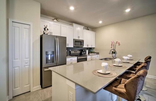 Four Corners House | Disney-Area Townhome w/Lanai & Resort Amenities!