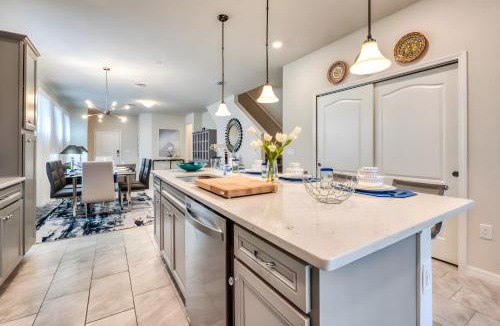 Loughman House | Dluxx Resort Vacay Home with a Private Pool 7391