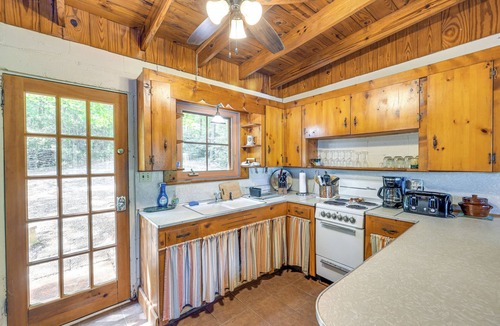 Eclectic Cabin | Dock + Stunning Views: Forested Lake Martin Cabin!