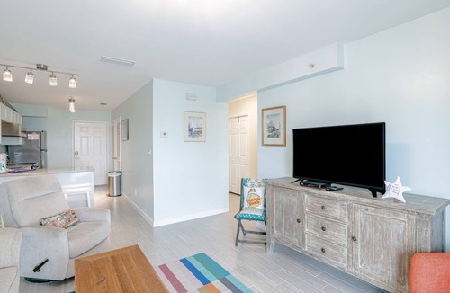 Ono Island Condo | Docks On Old River Overlooks Perdido Key's Beautiful "Ole River" Waterway!