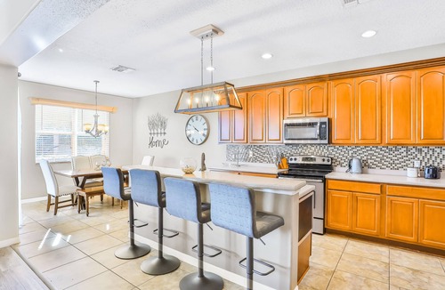 Bella Toscana House | Dog-Friendly Home w/Private Hot Tub, High-Speed WiFi, AC, Washer/Dryer & Patio