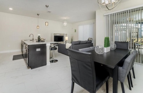 Davenport House | Donkey Pool Cottage Accommodate 12