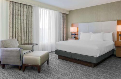 East Point Hotel | DoubleTree by Hilton Atlanta Airport
