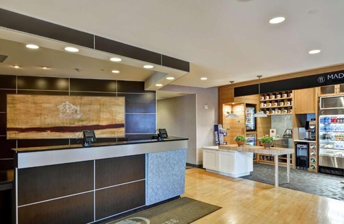 Highlands - Perkins Hotel | DoubleTree by Hilton Hotel Baton Rouge