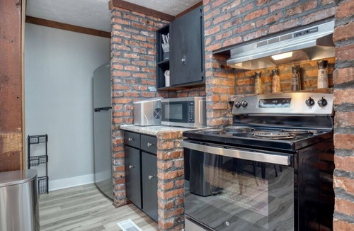 Columbus Apartment | Downtown, 2 Kings, Family, 15 mins to Fort Benning