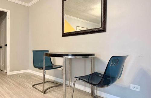 Downtown Atlanta House | Downtown Condo! Private Balcony! PT10F