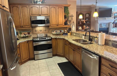 Natchitoches House | Downtown Front Street 2-bedroom townhome with balcony views