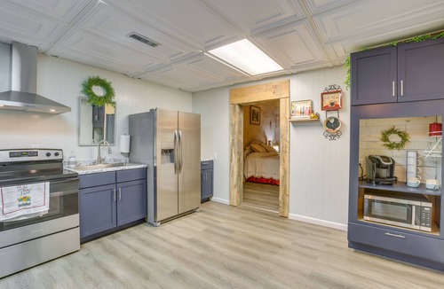 Lineville Apartment | Downtown Lineville Vacation Rental ~ 10 Mi to Lake