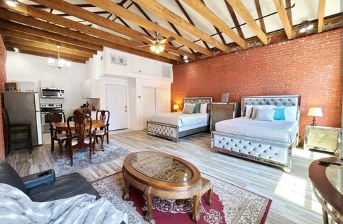 Central Business District Apartment | Downtown New Orleans Penthouse - 2 Min Walk to French Quarter - 4A