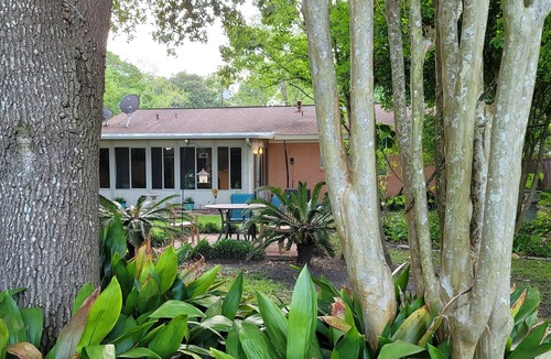 Ocean Springs House | Downtown OS. Quite & Walkable. 2 Sm Pets. Refurbished. GolfCart Rental