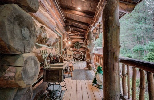 Newaygo Cabin | Dream Catcher Log Cabin: Your All-Season Log Cabin Retreat Awaits In The Heart of the Huron