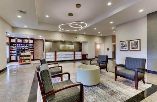 Florida Central Atlantic Coast Hotel | Drury Inn & Suites Orlando near Universal Orlando Resort