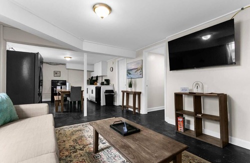 Birmingham House | Dugan Ave Both